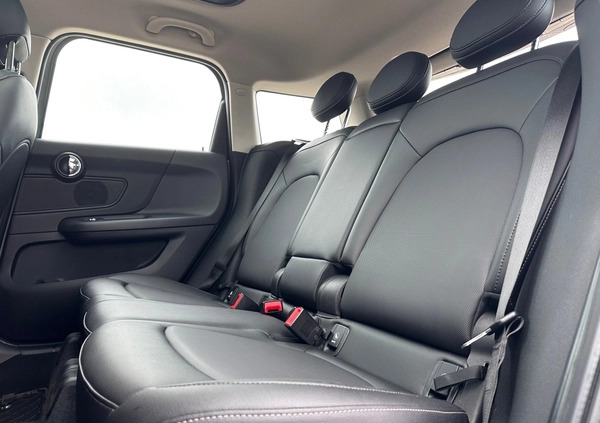 MINI Countryman cena 82500 przebieg: 111743, rok produkcji 2018 z Wilamowice małe 172